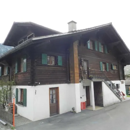 Morier Apartment *